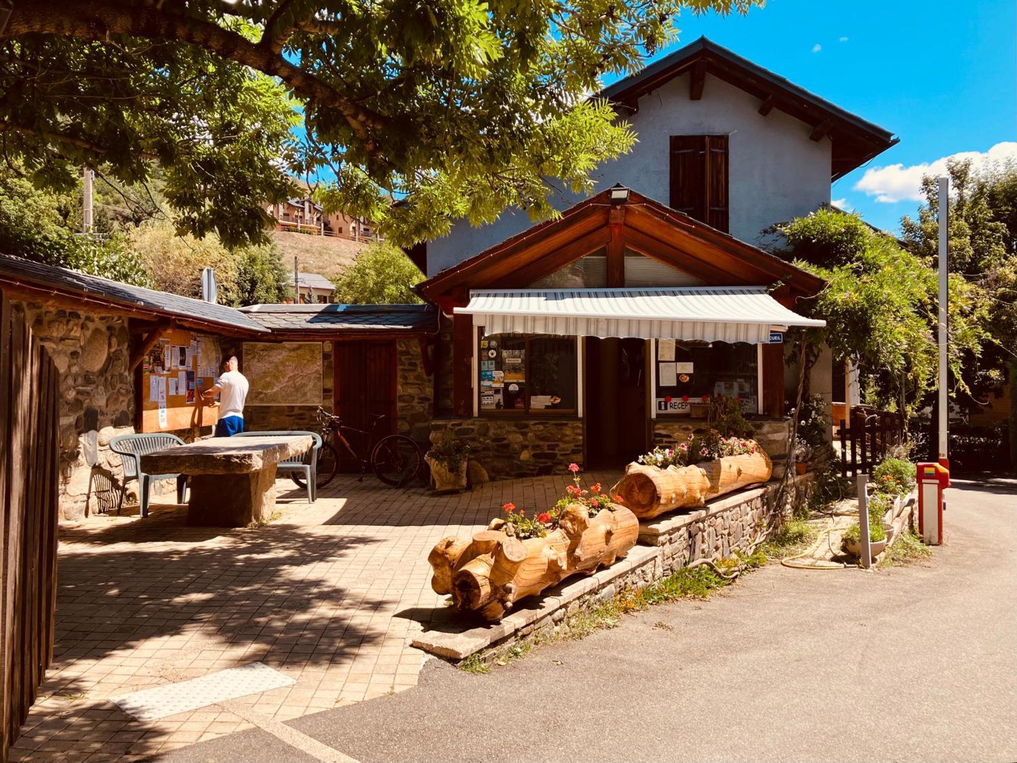 Camping L'Enclave Mobil-Home Estavar Luaran gambar