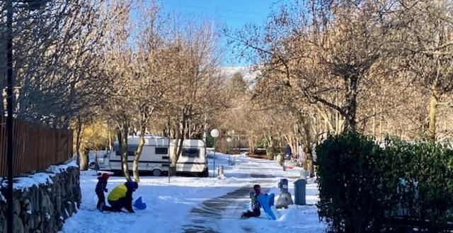 Camping L'Enclave Mobil-Home Estavar Luaran gambar
