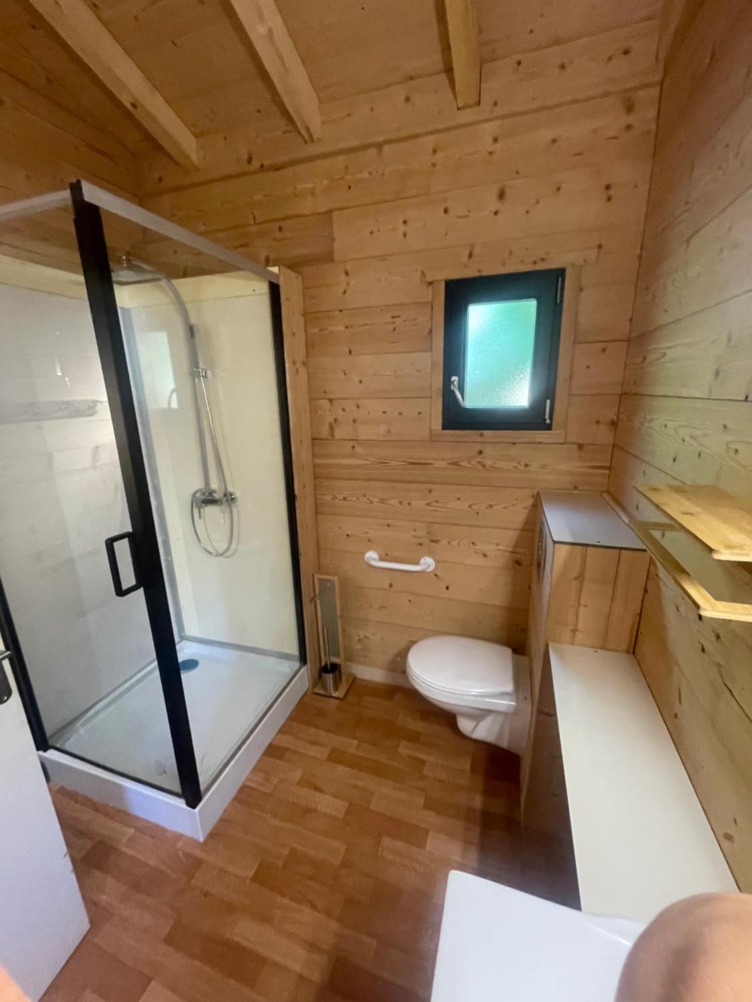 Camping L'Enclave Mobil-Home Estavar Luaran gambar