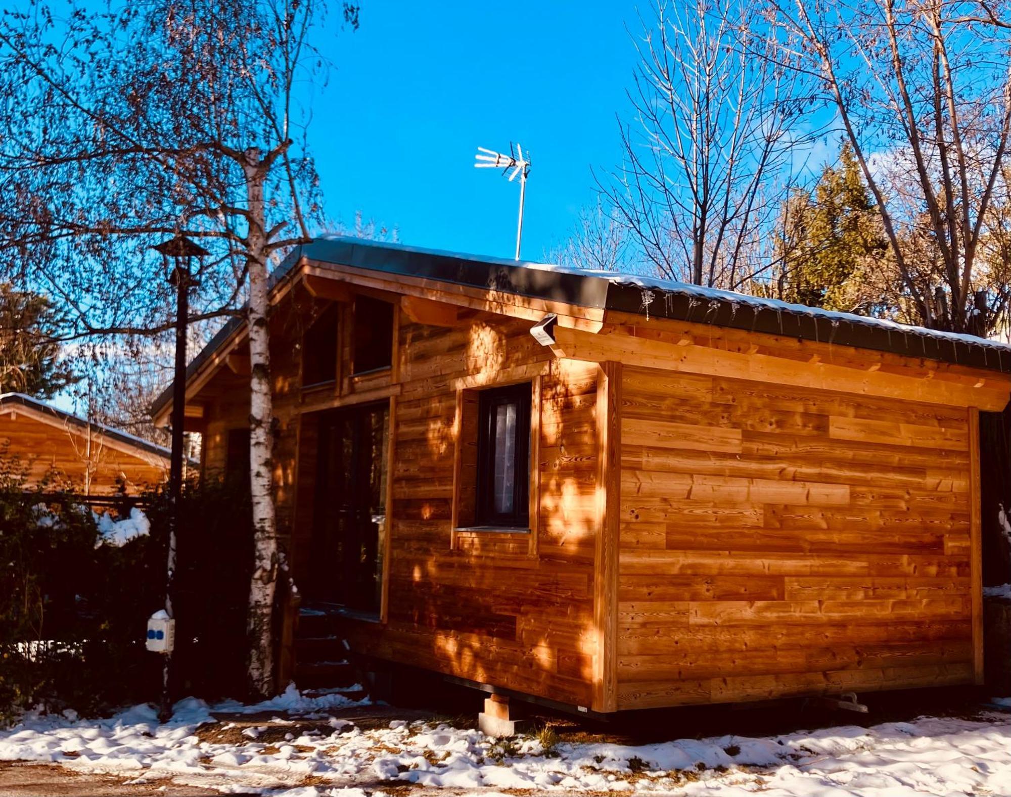 Camping L'Enclave Mobil-Home Estavar Luaran gambar